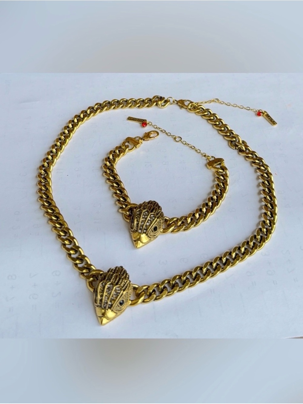 Antique gold eagle head necklace and bracelet set - Picture 5 of 14